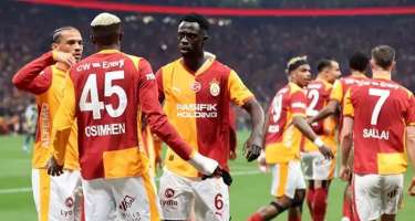 ​“Qalatasaray”ın futbolçuları bir gecədə milyonçu oldular 