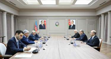Əli Əsədov Usmonali Usmonzoda ilə görüşdü