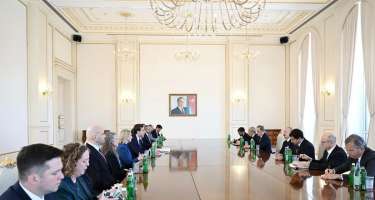 Prezident ABŞ Dövlət katibinin köməkçisini qəbul etdi