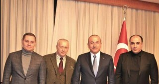 Ukrayna azərbaycanlılarının rəhbəri Türkiyə xarici işlər naziri Mövlud Çavuşoğlu ilə görüşüb (FOTOLAR)