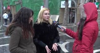 "Sevgililər günü" ilə bağlı sorğu: "Qız oğlana hədiyyə almamalıdır" (VİDEO)
