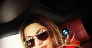 Evli kişinin Şəbnəm Tovuzluya bağışladığı BMW X6-nın görüntüsü (VİDEO)