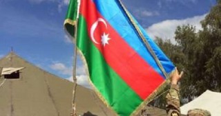 Ordumuz erməni bayrağını endirdi, Azərbaycan bayrağı asıldı - Uğurlu əməliyyat / VİDEO