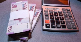 SMS-lərə cavab verməyənlər 100 manat cərimə olunacaq