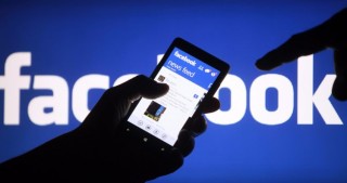 "Facebook"dan belə pul qazana bilərsiniz...