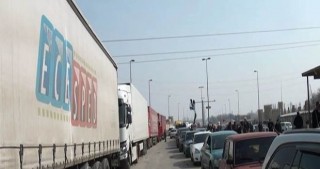 Azərbaycan-Gürcüstan sərhədində tıxac yaranıb –