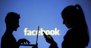 "Facebook" yüksək maaşla işçi axtarır