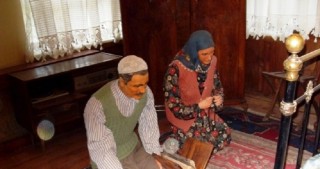 Ər-arvad namaz qılarkən səcdədə öldü