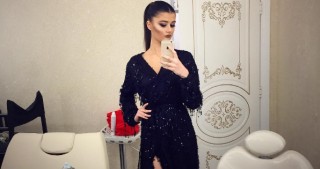 Əməkdar artistin model qızı podiumu titrətdi...