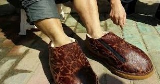 Ayaqqabı ayağınızı çox sıxır?
