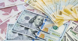 Dollar almaq istəyənlərə şad xəbər!