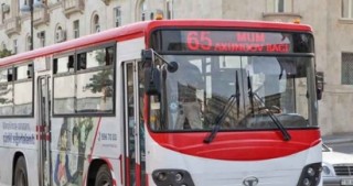 Sərnişin avtobuslarında bayağı mahnılar
