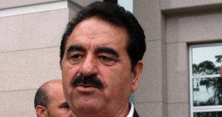 İbrahim Tatlısəs pensiyaya çıxdı