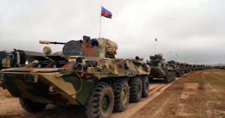 Ordumuz tanklar, toplarla düşməni vahiməyə saldı