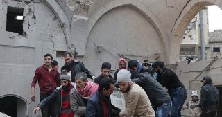 Suriyada məscid bombalandı
