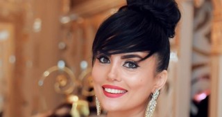 Əməkdar artist aparıcı Çiçəyi təhqir etdi