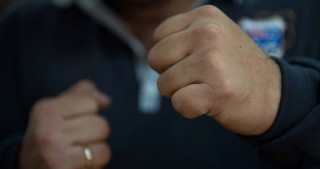 Bakıda idman zalına kütləvi basqın olub:
