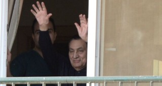 Hüsnü Mübarək 6 illik həbsdən sonra evində