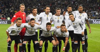 Futbol üzrə Almaniya yığması Bakıya gəlib -