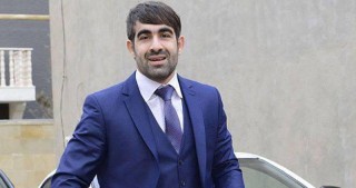 Rafael Ağayev ata oldu