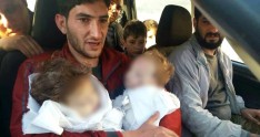 Ata əkiz körpələrini öz əlləri ilə torpağa tapşırdı