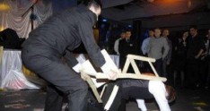 Azərbaycanda tanınmış müğənni toyda vəhşicəsinə döyüldü