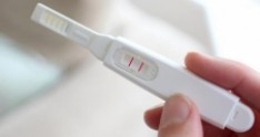Kişi hamiləlik testi etdi