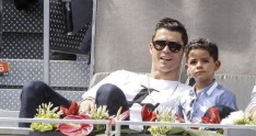Ronaldo oğlu Ronaldo qalib oldu...
