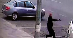 İş adamı öz avtomobilində öldürüldü