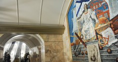 Sankt-Peterburqda metro bağlandı