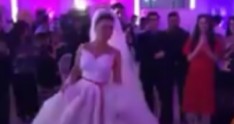 İlkin Həsəni toyunda həyat yoldaşı ilə belə oynadı