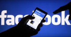 "Facebook"-un gəlirləri durmadan artır
