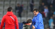 Məşhur türk futbolçu sevincini oğlu ilə bölüşdü -