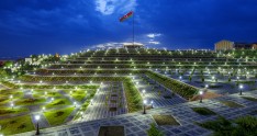 Bayrağımızı zirvələrə ucaldan böyük şəxsiyyət