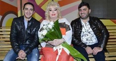 "İlhamənin oğlu məni təhdid edir, özümü yandıracam"