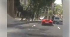 Ərəblər bahalı avtomobilləri ilə Bakıda belə şou göstərdilər