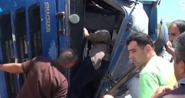 Şamaxı yolunda “Shacman” aşdı