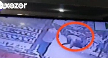 Bakıdakı ticarət mərkəzində itiən külli miqdarda pulu bu qadın tapıb 