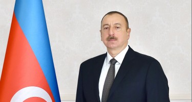 İlham Əliyev Birləşmiş Krallığın Baş nazirinə 