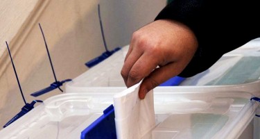Fransada parlament seçkilərinin ilk turu keçirilir