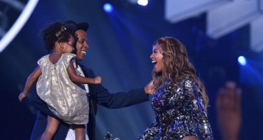 Beyonse evini doğum evinə çevirdi