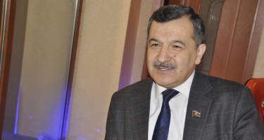 ​"Direktor axşam məni məktəbdən çıxardı ki..."