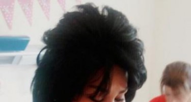 Əməkdar artist nənə oldu