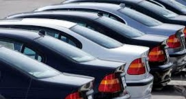 Bakıda su qiymətinə 7 avtomobil satılacaq
