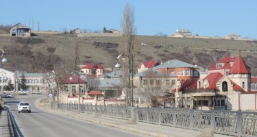 "Qırmızı Qəsəbə" sakinləri köçür?