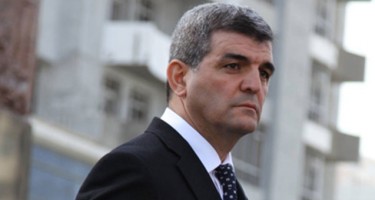 "İki gündür avtomobilimə benzin vurmuram"