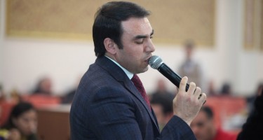 Tanınmış xanəndə danışdı