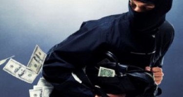 Türkiyə vətəndaşı qarət edilib