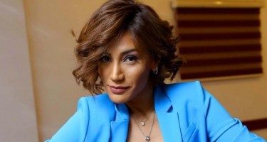Röya muğam oxudu
