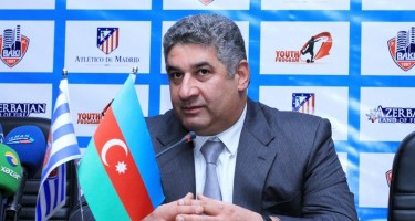 Nazir vətəndaşları qəbul edəcək
